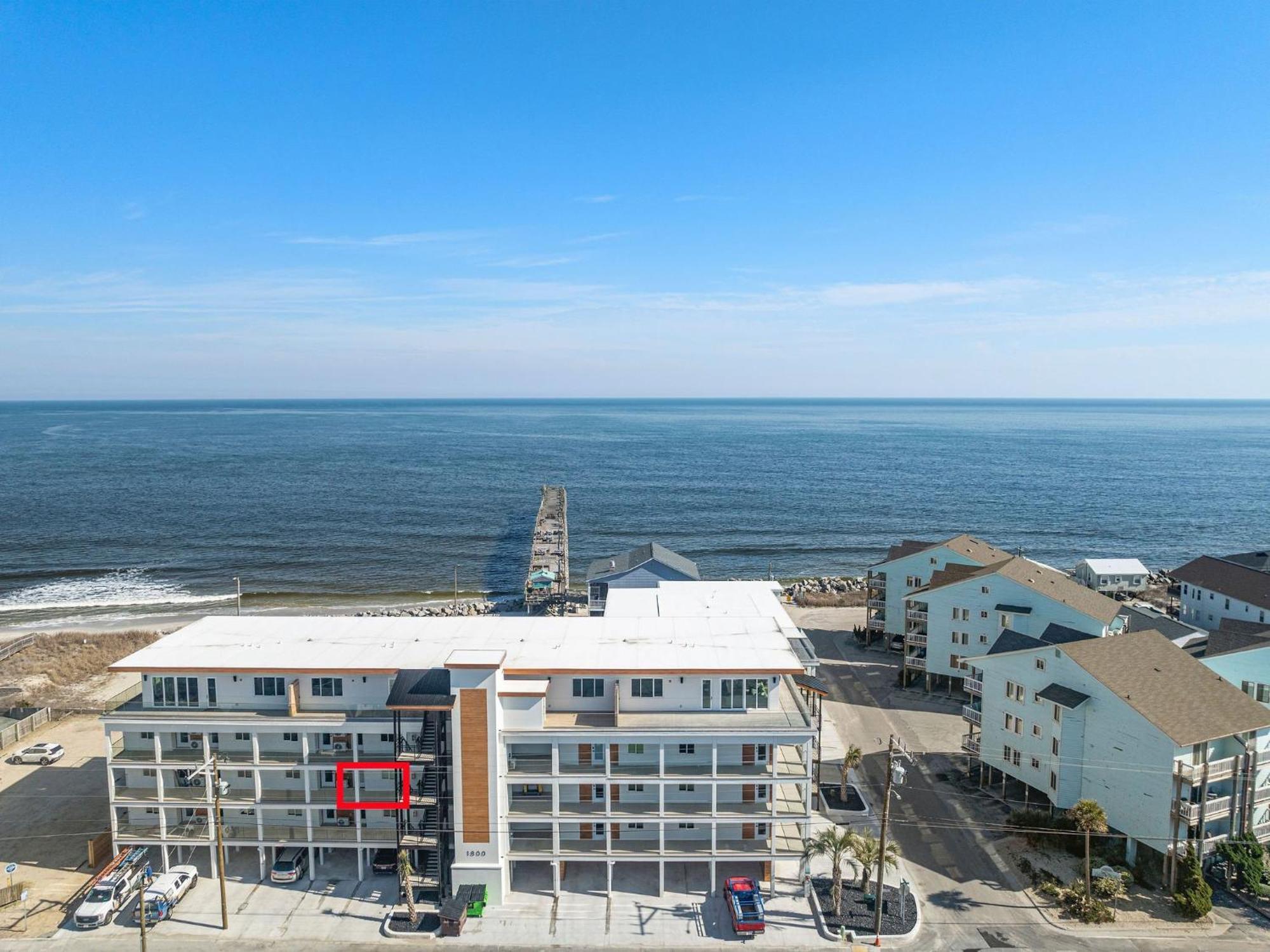 Holiday home Ocean Breeze Oasis Oceanfront Pool & Elevator Carolina Beach