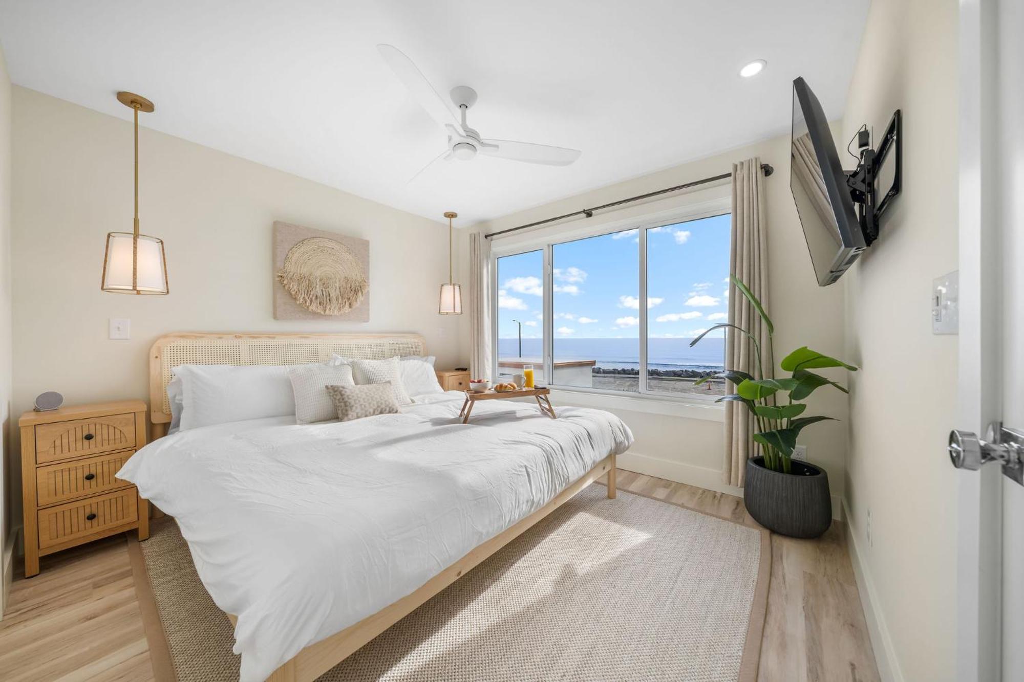 Holiday home Ocean Breeze Oasis Oceanfront Pool & Elevator Carolina Beach