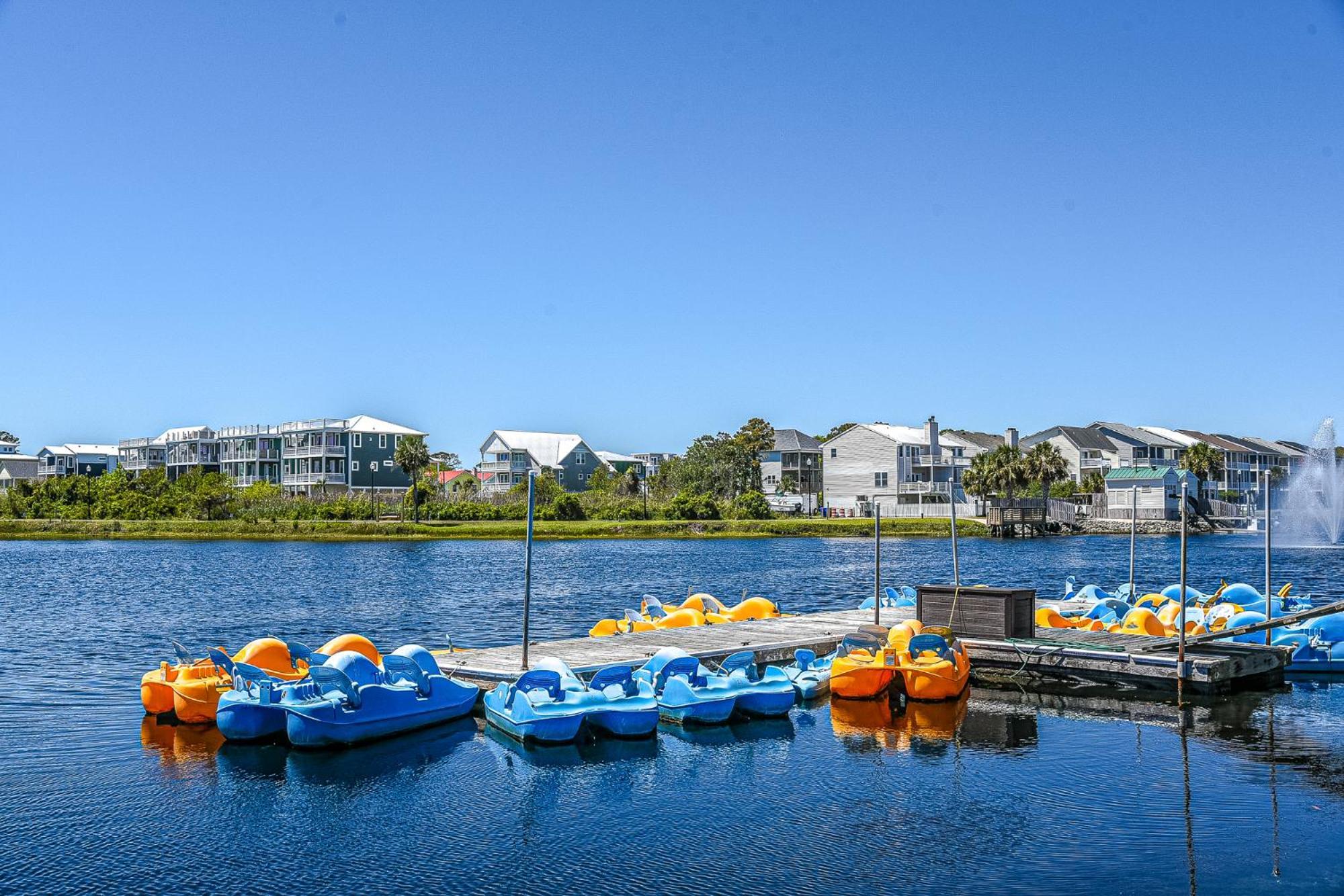 Hang Hideaway, Pool, Condo, Parking - 6 Person Max Occupancy Holiday home Carolina Beach