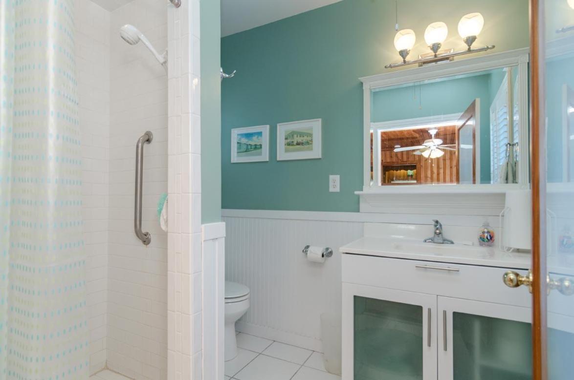 Henson Upper By Bryant Real Estate Holiday home *