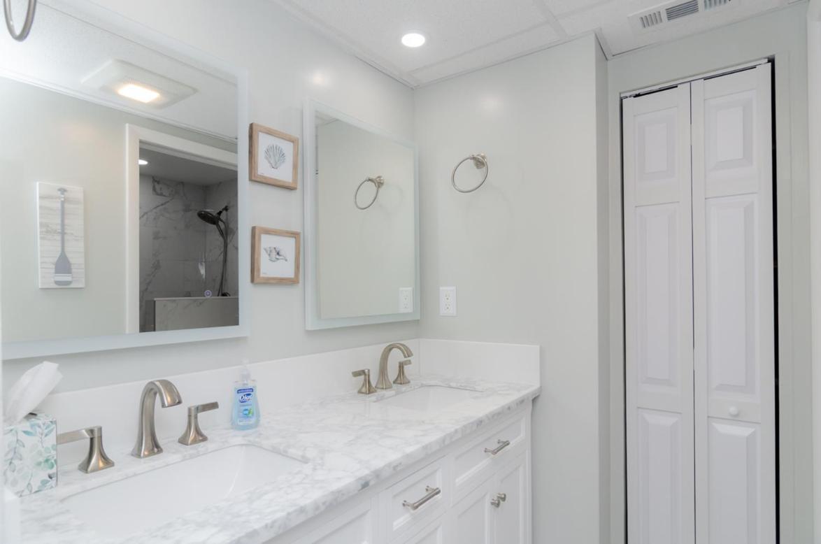As Good As It Gets By Bryant Real Estate * Carolina Beach