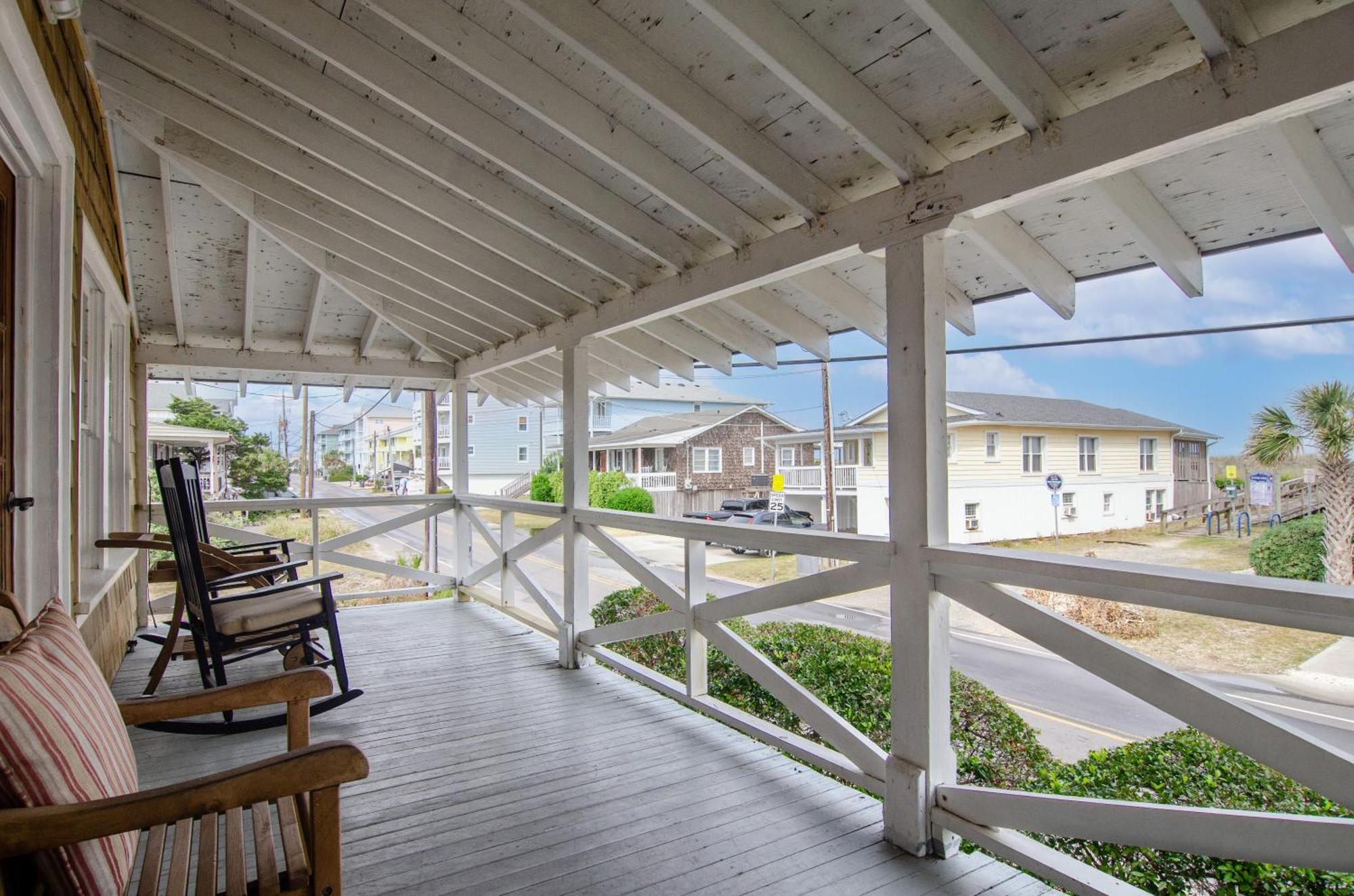 Good Ole Waves By Bryant Real Estate Holiday home Carolina Beach