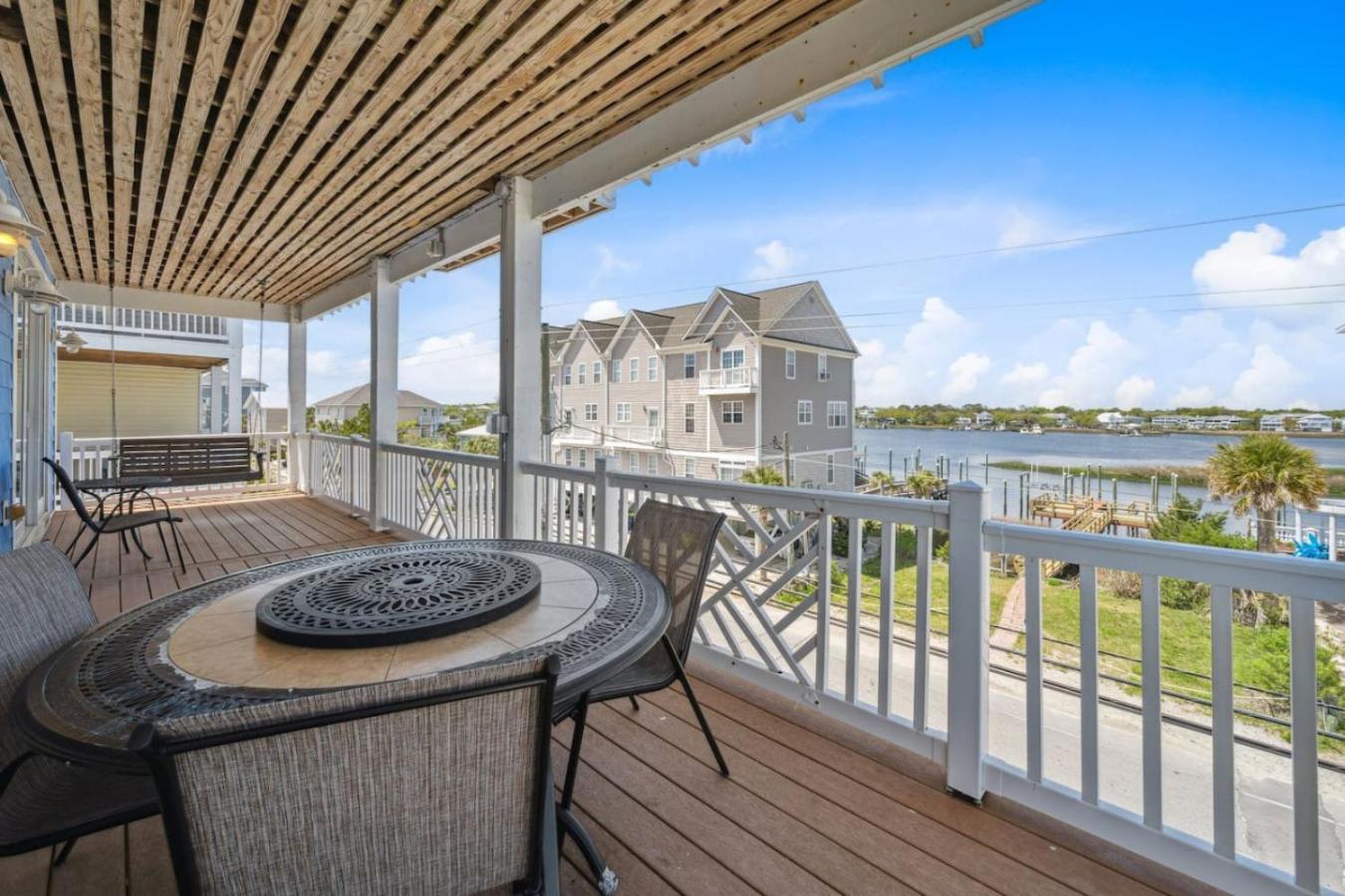 Sandy Paws Pf With Icww And Sea Views And A Pool * Carolina Beach