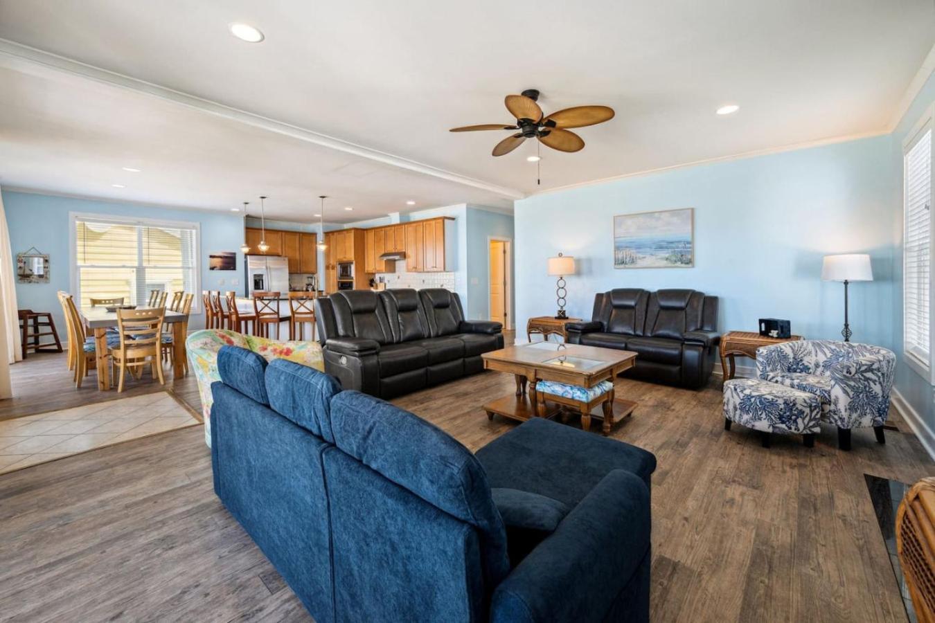 Sandy Paws Pf With Icww And Sea Views And A Pool Holiday home *