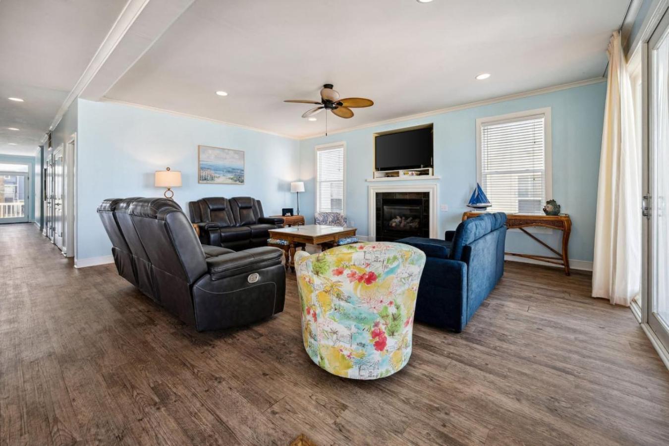 Holiday home Sandy Paws Pf With Icww And Sea Views And A Pool