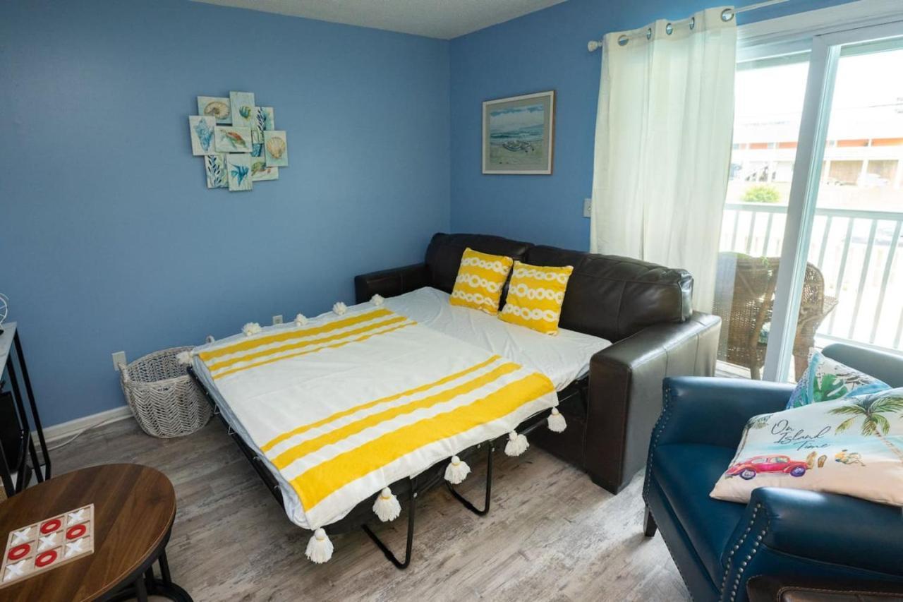 Suite Caroline. By The Beach And A Pool. * Carolina Beach