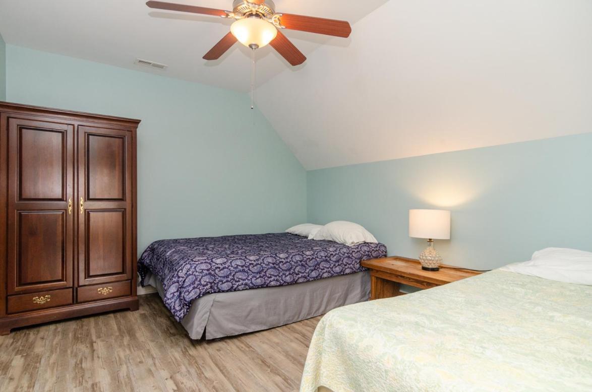 Smile Maker By Bryant Real Estate Holiday home Carolina Beach