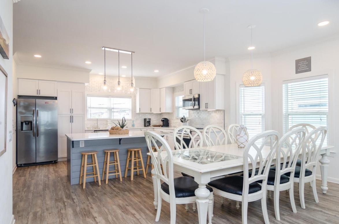 Smile Maker By Bryant Real Estate Holiday home