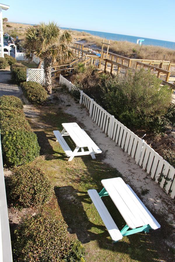 Surfside 3*