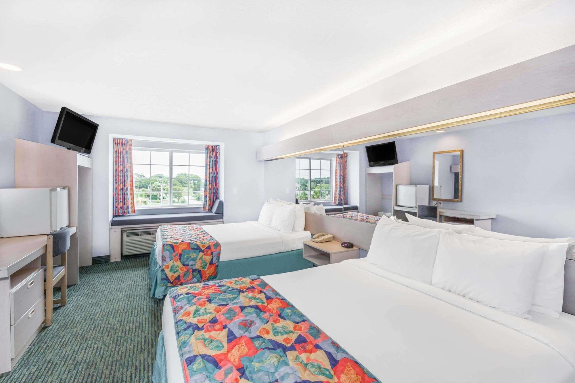 Hotel Microtel & By Wyndham Carolina