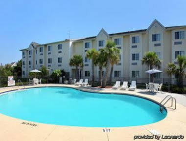 Hotel Microtel & By Wyndham Carolina 3*
