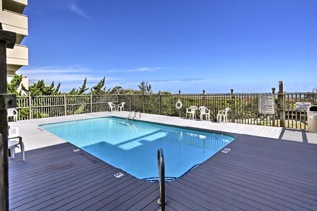 Apartment Ocean-view With Deck, Steps To Carolina Beach!