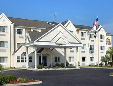 Hotel Microtel & By Wyndham Carolina 3*