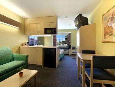 Microtel & By Wyndham Carolina Hotel 3*
