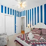 After Dune Delight - Relax And Unwind In This Fun And Spacious 3 Story Home, Light, Bright, And Close To Everything! Townhouse