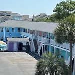 Pirates Cove