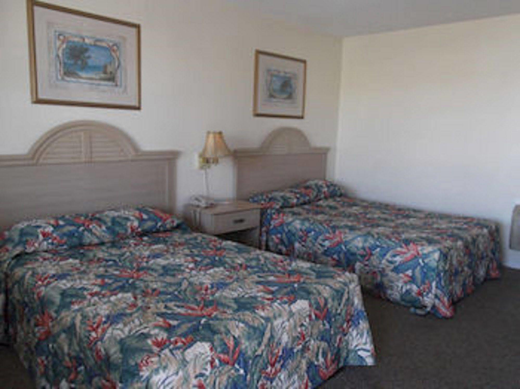 Pirates Cove Motel Carolina Beach