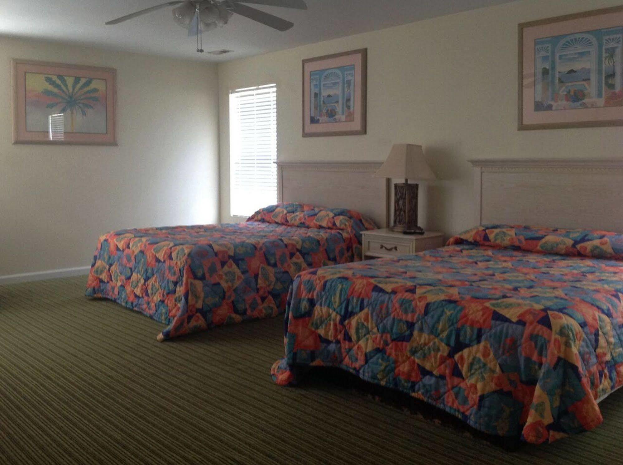Motel Pirates Cove 2*